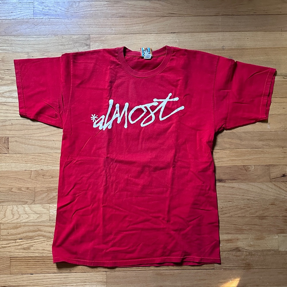 Size Large Vintage Skateboarding T-Shirt Almost Skateboards tee
